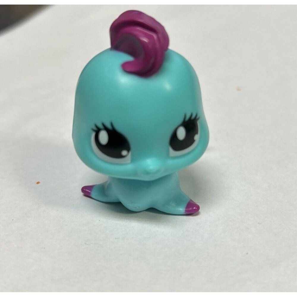 Littlest Pet‎ Shop Target Exclusive Teal Purple Seal Bird